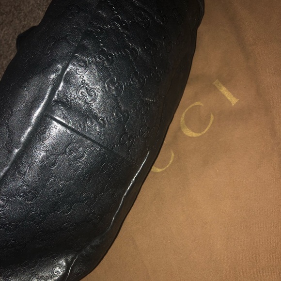 Authentic Gucci bag - Picture 1 of 3